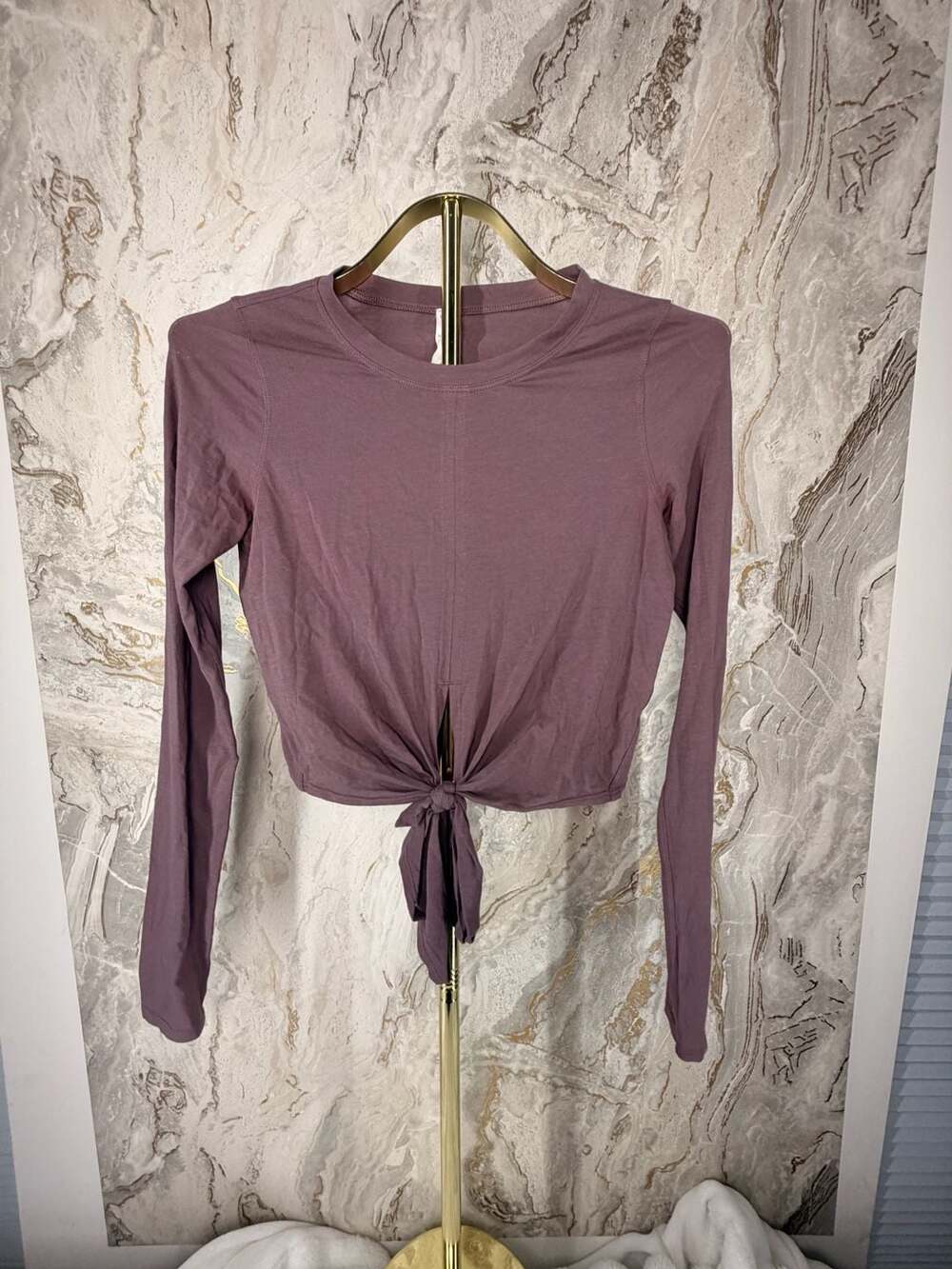 Lululemon Its A Tie Long Sleeve Crop Top Mauve Size 4